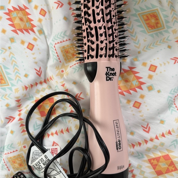 Conair Other - INFINITIPRO by Conair The Knot Dr. Pink Hair Brush